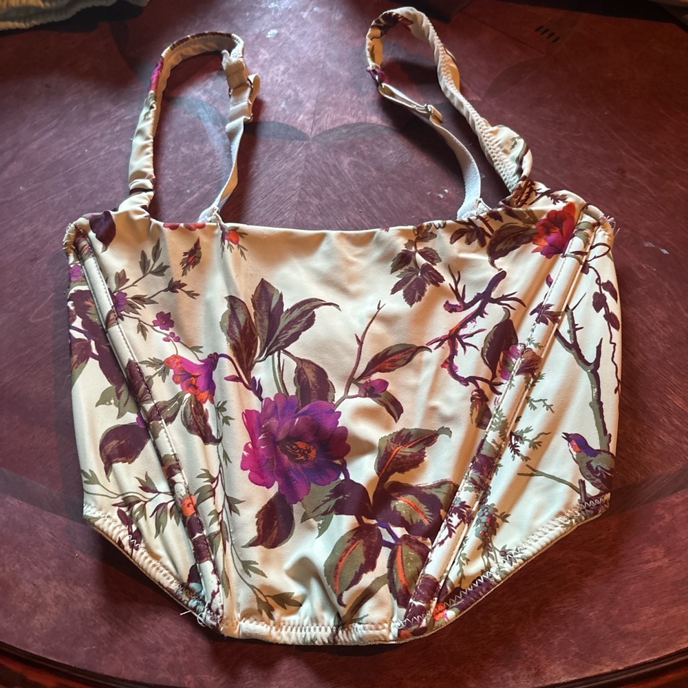 Urban Outfitters Floral Crop Top - Cream and Purple